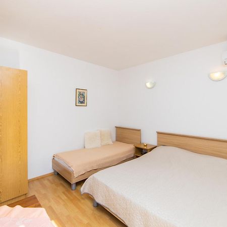 Apartments Slavena 格拉达茨 外观 照片