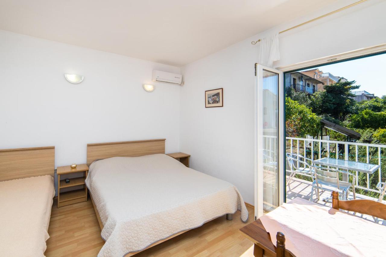 Apartments Slavena 格拉达茨 外观 照片