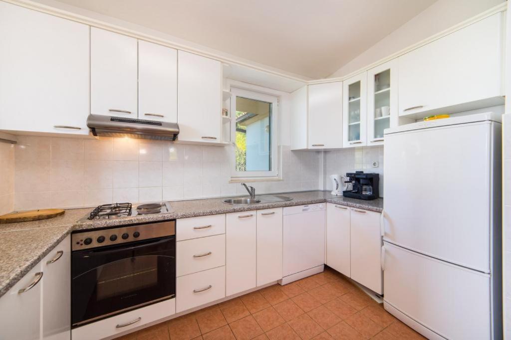 Apartments Slavena 格拉达茨 外观 照片