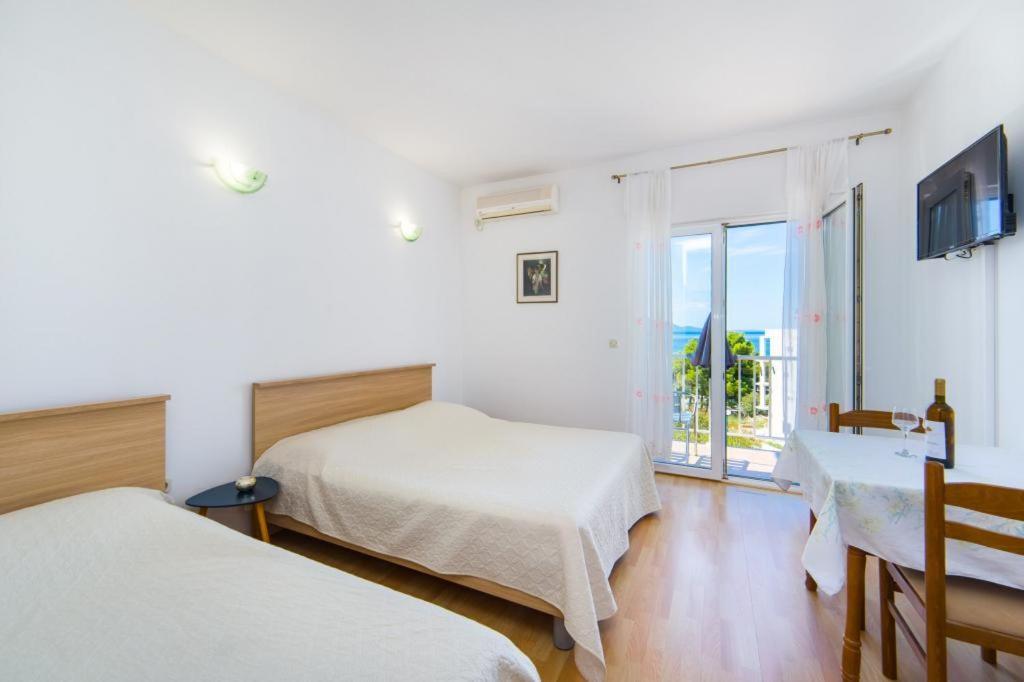 Apartments Slavena 格拉达茨 外观 照片