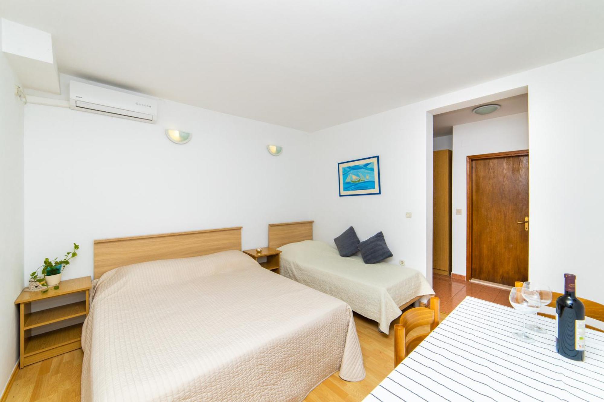 Apartments Slavena 格拉达茨 外观 照片