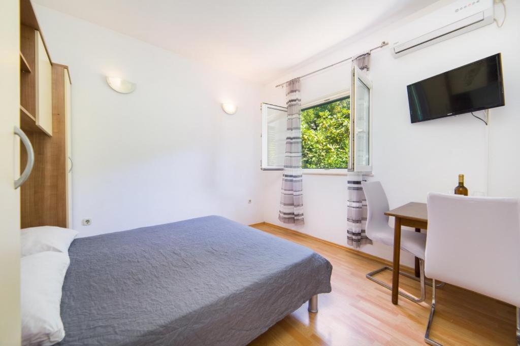 Apartments Slavena 格拉达茨 外观 照片