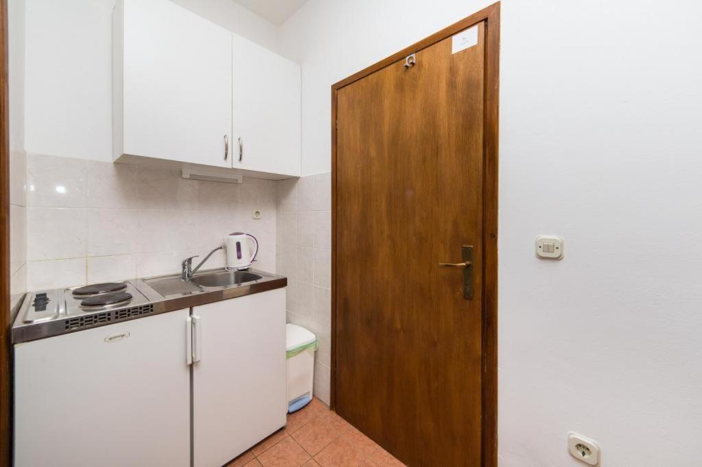 Apartments Slavena 格拉达茨 外观 照片